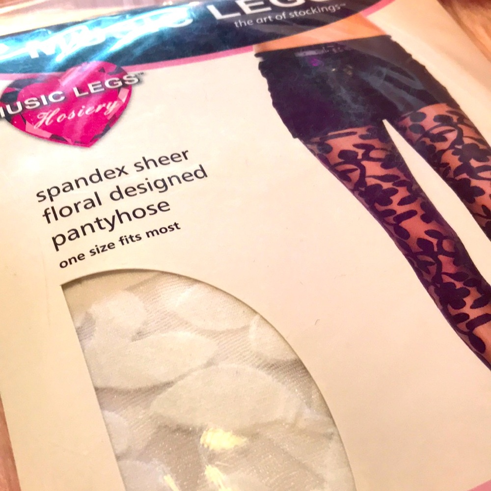 Sheer floral design pantyhose , white